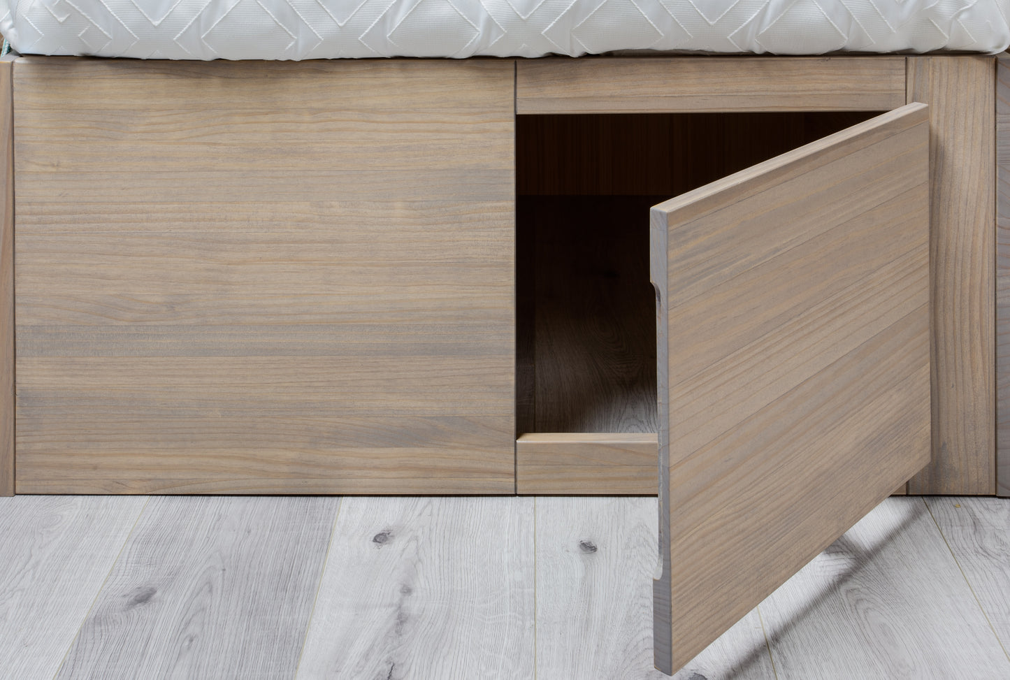 Mako Mates Storage Bed with Headboard Storage Options | Solid Wood
