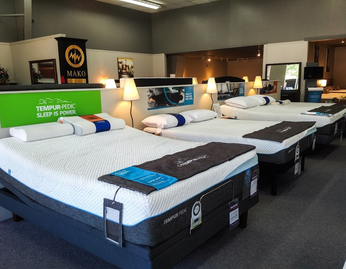 Sleep Shop 列治文店床垫展厅