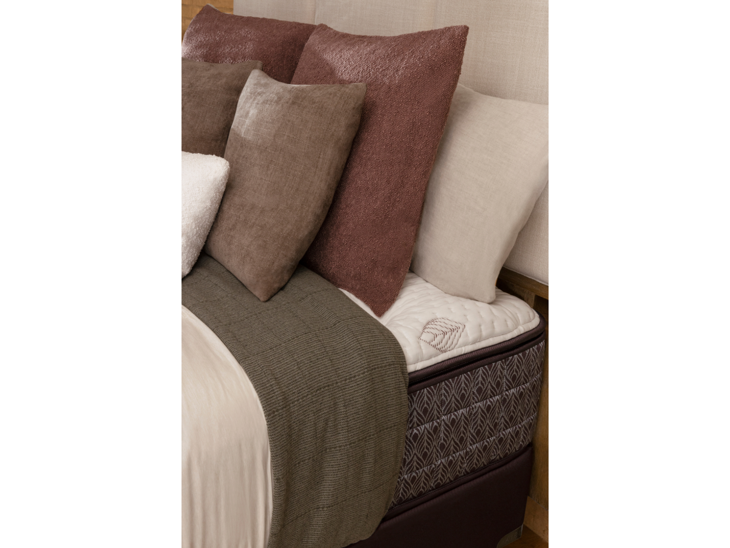 Aireloom Luxetop M2 Luxury Firm Mattress